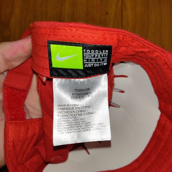 Nike toddler hat - Picture 4 of 4